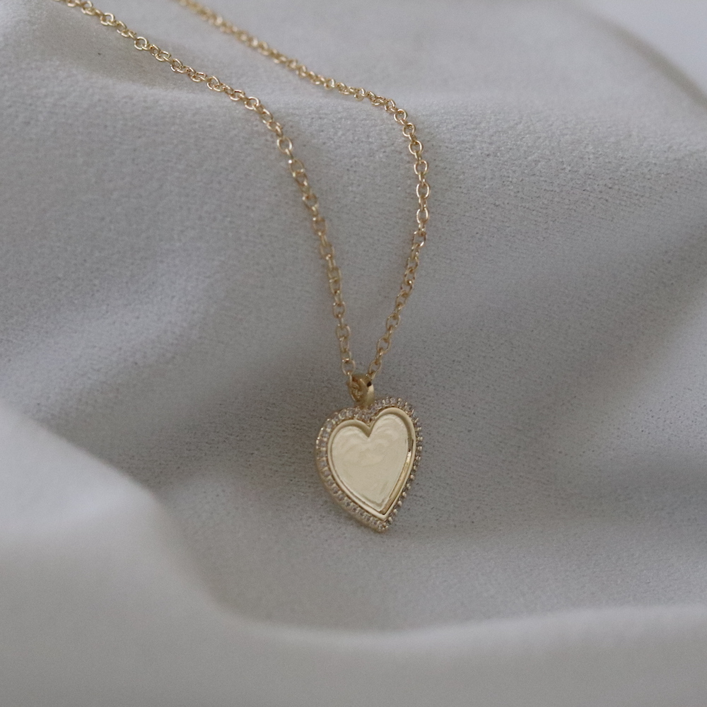 custom-inlaid-heart-necklace-3